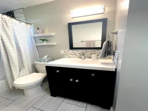 Quiet and Cozy home near HOSPITALS! - Image 3