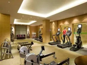 Wyndham Hotel Qingdao - Image 2