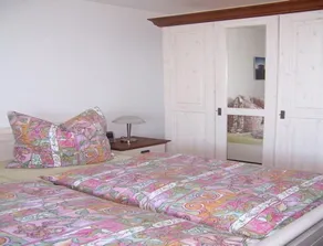 Apartment in Rechin Right on the Water - Image 4