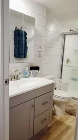 Completely renovated lakehouse with all the extras - Image 4
