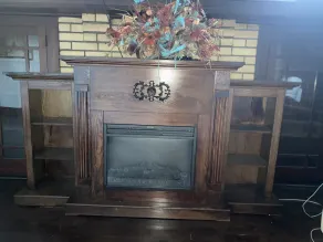 Cozy all brick home for your peace of mind🌟⭐️🌟 Queen Beds★Free Parking★Fireplace<br> - Image 2
