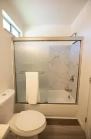 Discount Clean and quiet 2/1.5 townhouse 4 miles from airport - Image 3