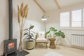 The perfect retreat for couples wanting to enjoy Deal - Image 2
