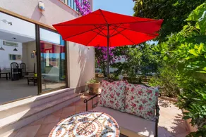 Apartment for 4 people with whirlpool and a large garden - Image 4