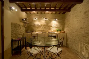 Perugino vacation apartment with garden and pool - Image 5