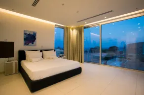 Luxury Quality and Tasteful Design - Image 4