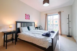 Bel appartement dans un endroit calme avec vue sur la mer - Image 4