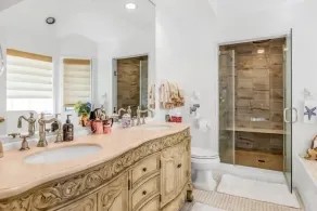 Enjoy Hamptons! Luxury 4 Bdrm 3.5 bath; heated Pool, Putting Green, great yard. - Image 2