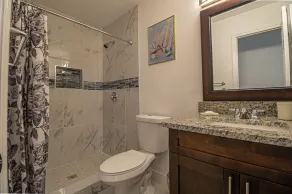 The perfect retreat: sea la vie, family-friendly home w/ pool also near cities - Image 4