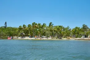 Privat ø, Offshore Florida Keys med sandstrand, haver, båd og dock. - Image 5