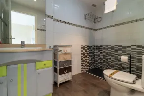 Global Vacacional: Pet Friendly Apartment in Canet Playa - Image 4