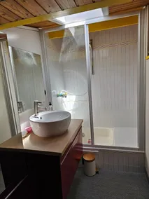 Large villa with heated pool and jacuzzi for 15 people - Image 4