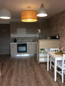 Guesthouse 'Au Plus Proche Des Vignes' with Private Terrace and Wi-Fi - Image 3