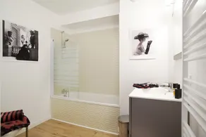 Charming apartment 1st sea line-Pool-Parking-Linen and cleaning provided - Image 2