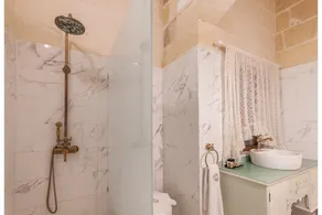Centre Island Gozitan Farmhouse & Pool - Happy Rentals - Image 3