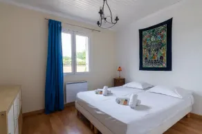 Provencal house with swimming pool in the heart of the Comtat Venaissin Velleron - Image 4