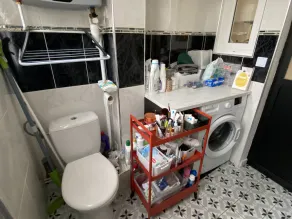 Bedroom of a bright apartment for women, 2 minutes from the metro - Image 2