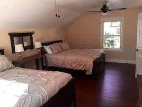 Downtown Location, Uptown Elegance! Re-Modeled “Murphys Original School House\" - Image 3
