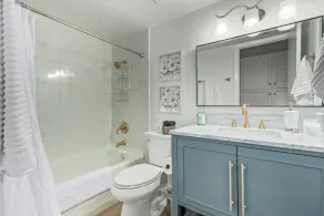 Near Old Town and Scottsdale Fashion Square, 2 bedrooms, 2 baths, sleeps up to 4 - Image 5