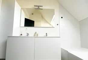 Spacious Rooms 15 Min to City Center - Image 3
