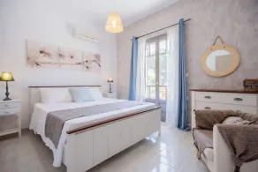 Loggos Summer House - Ground Floor Apartment - Image 4
