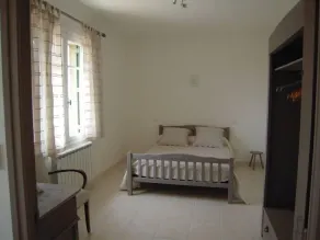 Maison avec jardin proche d'UZES - Image 4