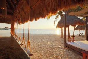 Luxury Studio Suite at Villa del Palmar Cancun - Image 4