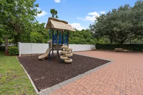 Thematic 4 bdr near Disney-22101 - Image 3