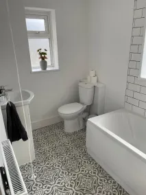STOP at Pendarvis, Stone throw from the beach! - Image 2