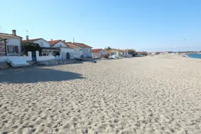 Charming comfortable cottage for 8 people near the beaches and the center city. - Image 2