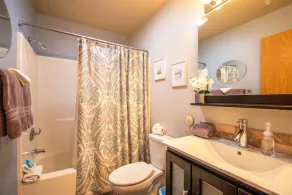 9 Lodge - Downtown, AC, Ground Floor! - Image 2