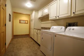 5-Bedroom house on Current River - Image 3