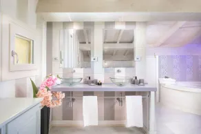 Independent villa near Cortona with 3 bedrooms. Private pool, A/C and Wi-Fi! - Image 3