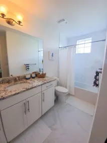 All the Beachy Vibes at Tranquil Sunrise- Luxury Condo - Anna Maria! - Image 4