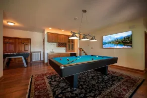 A Pet Friendly Luxury Lakefront Escape - Image 2