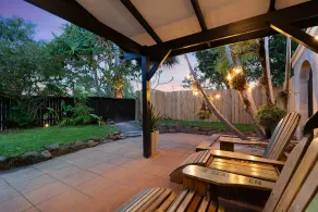 White Palms Surf Shack, 80m from the beach! Air-conditioned - Image 4