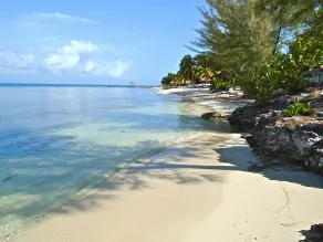 LOLA 13 BR Beachfront Villa Compound - Image 3