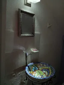 Preciosa Casa en Fraccionamiento exclusivo y vecindario tranquilo. - Image 3