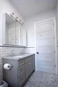 Modern 2 Bedroom Home with Spacious Yard - Image 3