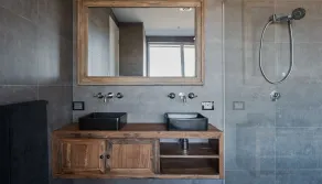 Betty - Black Mountain House - Image 2