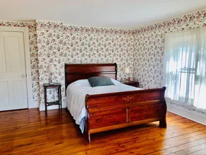 Charming Farmhouse - quiet, private & peaceful - Image 3