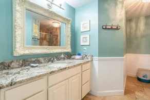 3BR | 2 salles de bain | Cuisine extérieure et bain à remous | 2 pâtés de maisons de la plage - Image 3