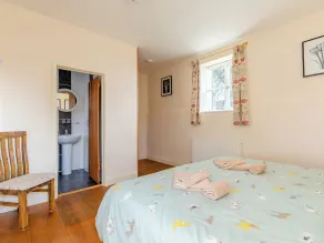 1 bedroom accommodation in Langport, near Somerton - Image 4