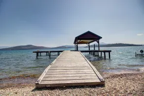 Rustic Retreat on Flathead Lake - Image 5