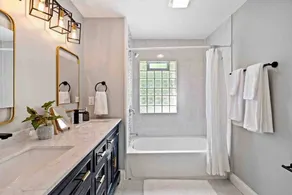 4-bedroom vacation home just 4 minutes to Ohio State University - Image 3