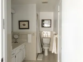 Peaceful canal-front 3/3 Single-Family Home w/ Private Pool & Cabana Club Access - Image 4