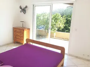 240m2 Familienvilla mit Pool - Image 3