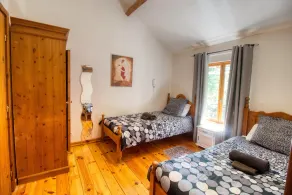 Family Farmhouse near Bergerac, Bordeaux & St Emilion with private heated pool. - Image 5