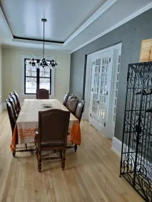 Modern amenities in Historic Federal Style Home, steps from Downtown Brandon - Image 5