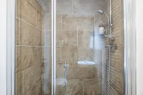 Nice And Spacious Apt In Chamonix Mont Blanc - Image 5